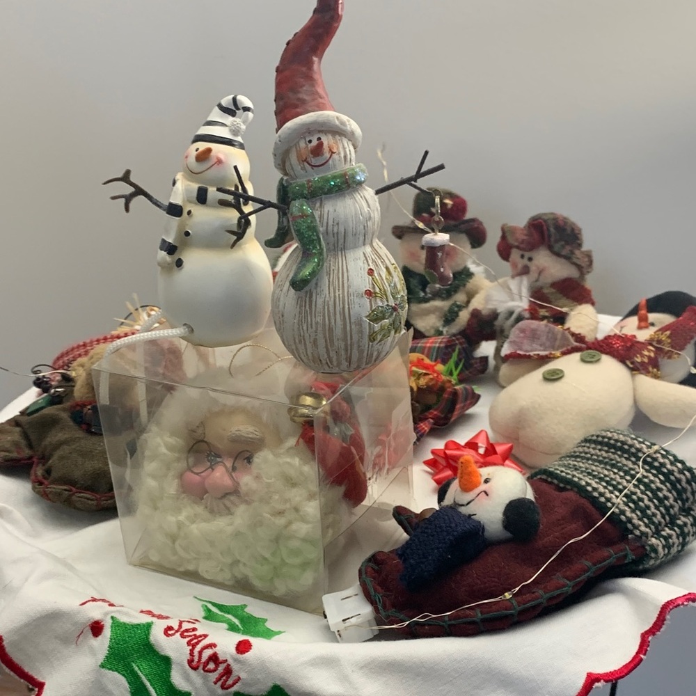 Holiday Decor Set - ALL 10 Pcs VINTAGE like Ornaments & Snow People